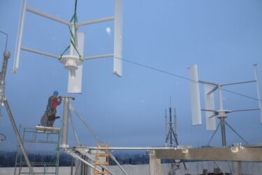 Zamontowano pierwsze małe elektrownie wiatrowe. Sukces firmy z Bielska