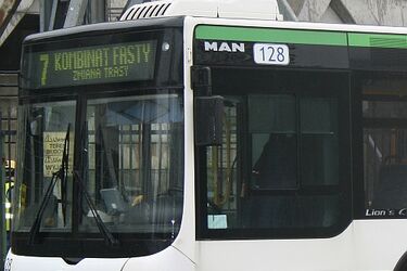 Słoneczny Stoch. Nietypowe wyświetlacze na białostockich autobusach