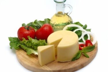 Ewa Wachowicz i Robert Sowa docenili ser z Podlasia