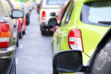 Korki w mieście. Duży ruch w centrum