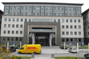 Napadł na staruszkę w bloku. Sprawca chce dobrowolnie poddać się karze