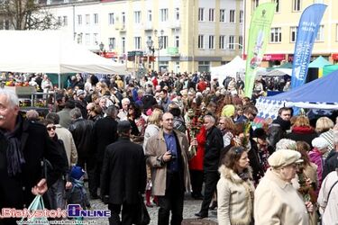 Tłumnie wokół Ratusza. Białostoczanie kochają jarmarki [ZDJĘCIA]