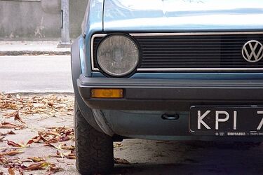 Ukradli golfa i kłócili się z właścicielem posesji. 12-latek i jego kolega zatrzymani