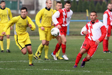 Piłkarska środa. Znamy półfinalistów Okręgowego Pucharu Polski, grała II liga