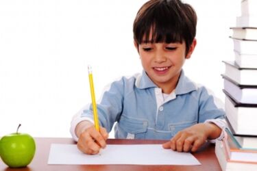 Są listy przyjętych do podstawówek. Rodzice w kolejkach do poradni