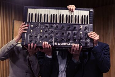 Felix Kubin mit Mitch & Mitch. Wygraj bilety na koncert w Zmianie Klimatu [WIDEO]