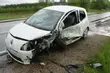 Renault uderzyło w fiata. Młoda kobieta w szpitalu