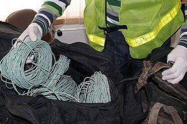 Brali towar na kredyt i sprzedawali go po niskiej cenie. Pieniądze nigdy nie wracały do firm