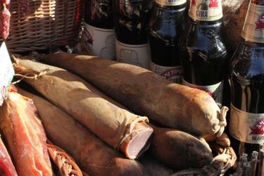 Jarmark tradycyjnie zdrowej żywności. Pierwsza impreza w Kiermusach