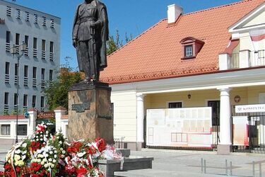 Historia białostockiej policji w nowej odsłonie. Wystawa przy pomniku Piłsudskiego
