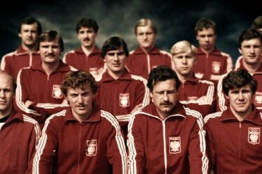 Gdy w piłkę grali Boniek i Lato. Historia futbolu na ekranie [WIDEO]