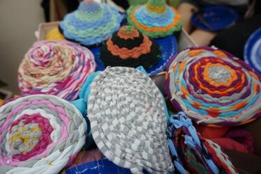Nadaj drugie życie starym rzeczom. Przyjdź na warsztaty Art Recyklingowe