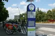 Trzy BiKeR-y porzucone pod mostem. Nie wiadomo, kto je zostawił