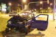 Mercedes staranował seicento. Kierowcę wyrzuciło z auta