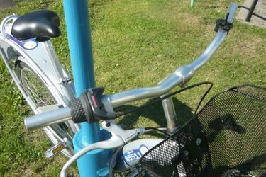 Zdewastowany BiKeR na Zielonych Wzgórzach. Trwa szukanie sprawcy