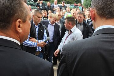 Protest pod urzędem. Są propozycje rozwiązania problemu dzików, rolnicy niezadowoleni