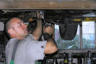 W jakiej branży jest najwięcej wolnych etatów?