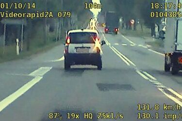 Pirat drogowy w pandzie. Złamał szereg przepisów i stracił prawo jazdy