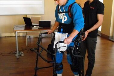 Znowu mogli chodzić. Egzoszkielet w Białymstoku