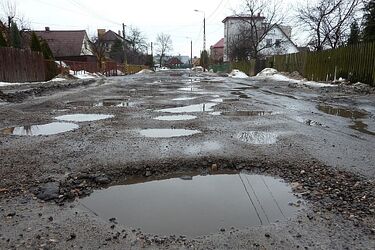 Komitet Truskolaskiego chce 10 mln rocznie na drogi osiedlowe