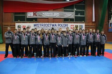 Karate. Worek medali dla karateków z Białegostoku na Mistrzostwach Polski Juniorów, Juniorów Młodszych i Młodzieżowców w Karate WKF