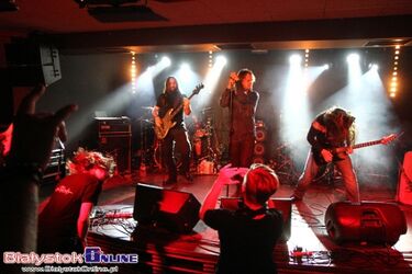 "Jesteśmy Cochise, jesteśmy z Białegostoku!". Paweł Małaszyński wystąpił z zespołem