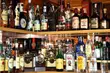 Ukradł piwo i rzucał w sprzedawców butelkami. Grozi mu 10 lat więzienia