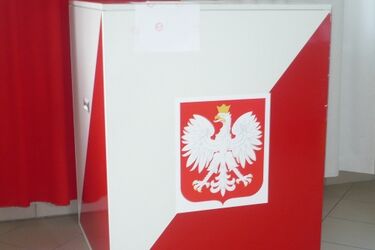 Białostoczanie wybiorą radnych. Prawie 14 chętnych na jedno miejsce [LISTY KANDYDATÓW]