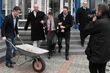 Czerwona kartka i prezydent wywieziony na taczce. KNP nietypowo podsumowuje kampanię 