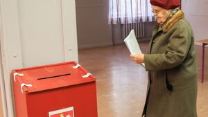 Białostoczanie na wyborach samorządowych. Zagłosowali już Truskolaski i Dobrzyński [ZDJĘCIA]