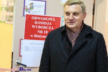 Truskolaski zdobył najwięcej głosów, ale będzie II tura. Wyniki wyborów na razie cząstkowe