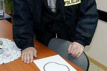 Kradzież biżuterii o wartości 45 tys. zł. Złodzieje zatrzymani