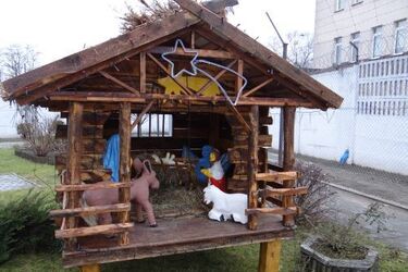 Ręcznie wykonywane ozdoby, odwiedziny bliskich i postne menu. Święta w więzieniach