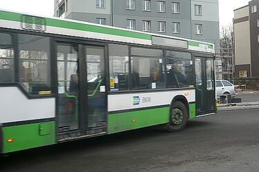 Wyciągnęli z autobusu dwóch Czeczenów i zaczęli ich bić. Agresorzy przed sądem 