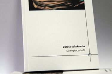 Radiowy reportaż przeniesiony na papier. Jak uchwycić ulotne?