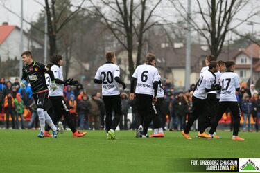 Żółto-czerwoni remisują z Widzewem