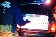 Nie zatrzymali się do kontroli, opel przejechał po kolczatce. Kierowcy zatrzymani