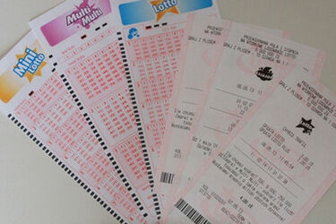 Dwie twarze: Wygrałem trzydzieści baniek! [FELIETON]