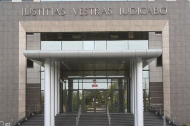 Wyzywali, popychali i nękali Roma. Koniec procesu młodych białostoczan