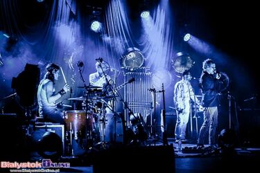 "Składam się z ciągłych powtórzeń". Artur Rojek porwał Białystok [ZDJĘCIA]