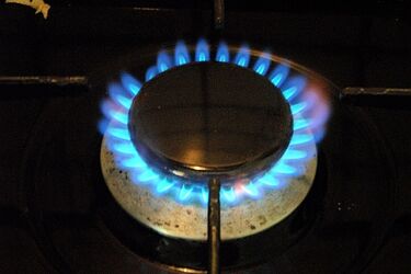 67-latek zabarykadował się w mieszkaniu i groził wysadzeniem bloku