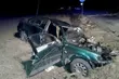 Czołowe zderzenie volkswagena z bmw. Trzy osoby w szpitalu