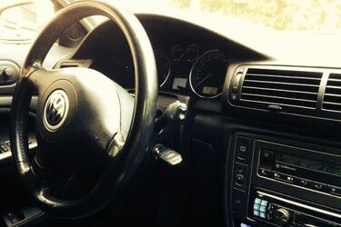 19-letni kierowca golfa potrącił pieszą. Stracił prawo jazdy