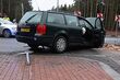 Litwin zasnął za kierownicą i wymusił pierwszeństwo. Pasażer passata w szpitalu