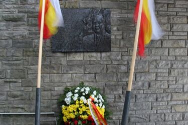 20. rocznica śmierci prezydenta Lussy. Zmarł na stanowisku pracy