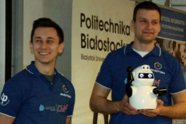 Robot, który uczy programowania czy elektroniczny couch? Wynalazki studentów politechniki