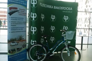 "Błyśnij na rowerze" i pamiętaj o swoim bezpieczeństwie