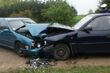 Zderzenie opla z volvo. Trzy osoby w szpitalu