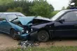 Zderzenie opla z volvo. Trzy osoby w szpitalu