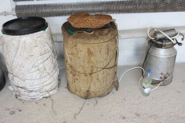 Aparatura do produkcji bimbru i 230 litrów zacieru zabezpieczona